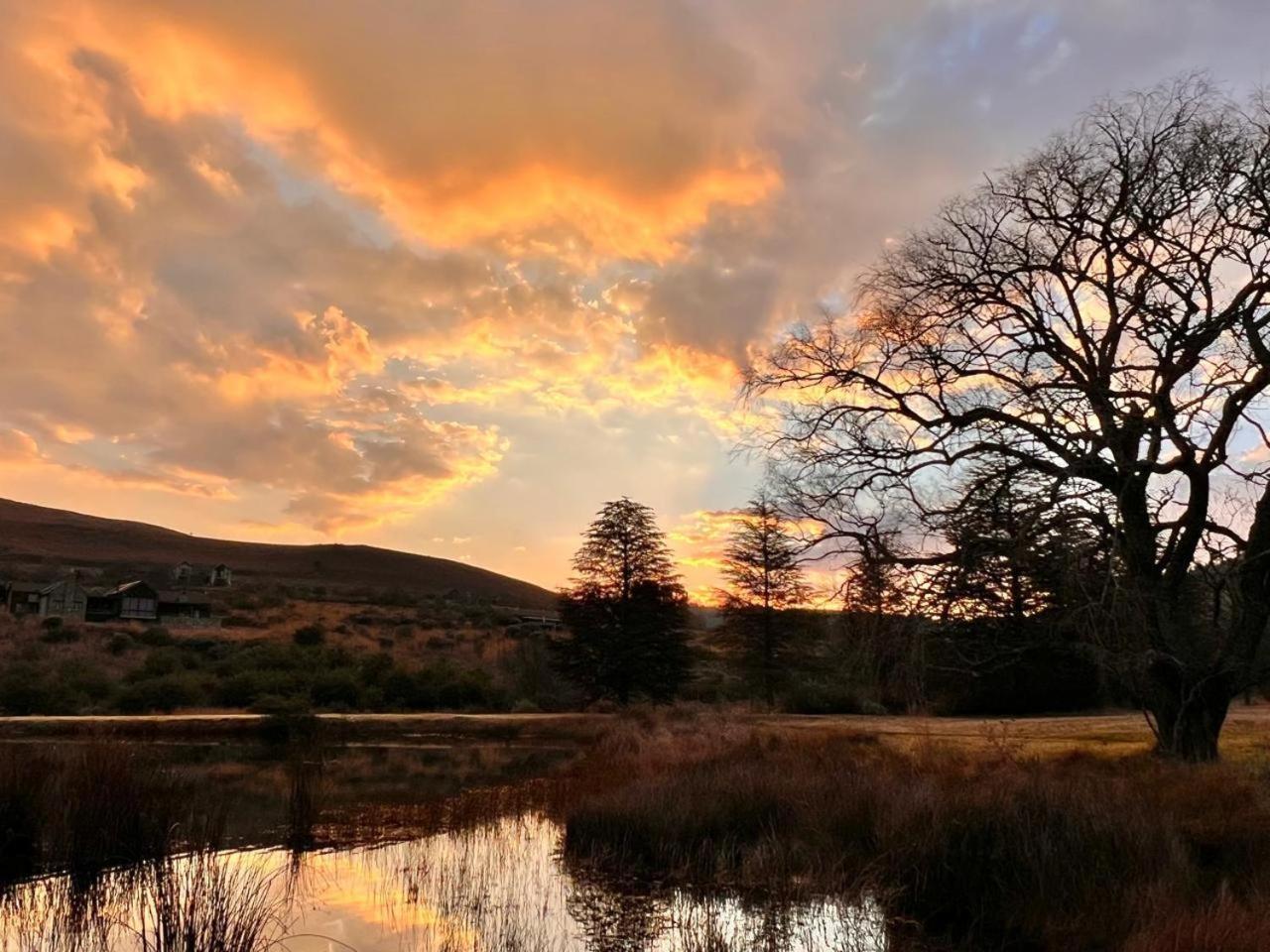 Stone Creek Mountain Lodge Dullstroom Esterno foto