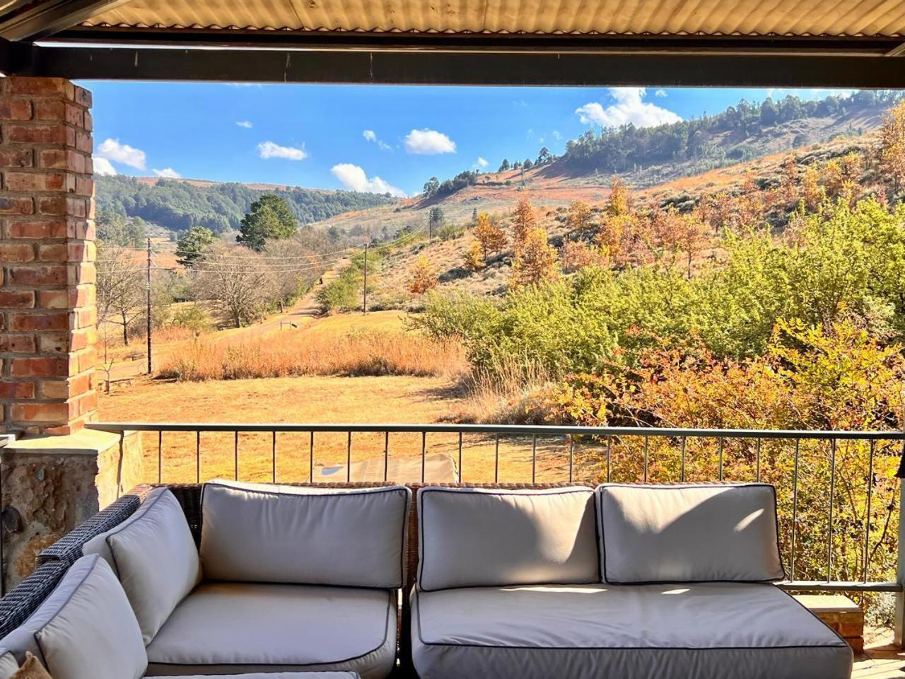 Stone Creek Mountain Lodge Dullstroom Esterno foto